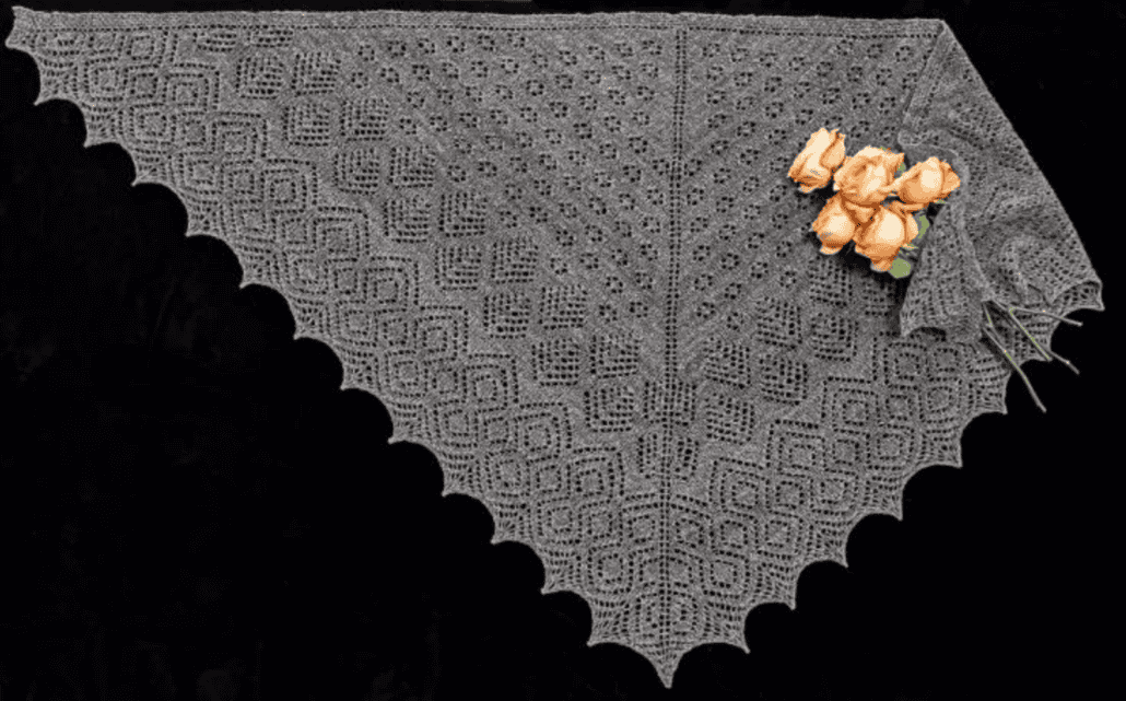 Finnley Shawl, photo and design © Denise Bartels, 2023